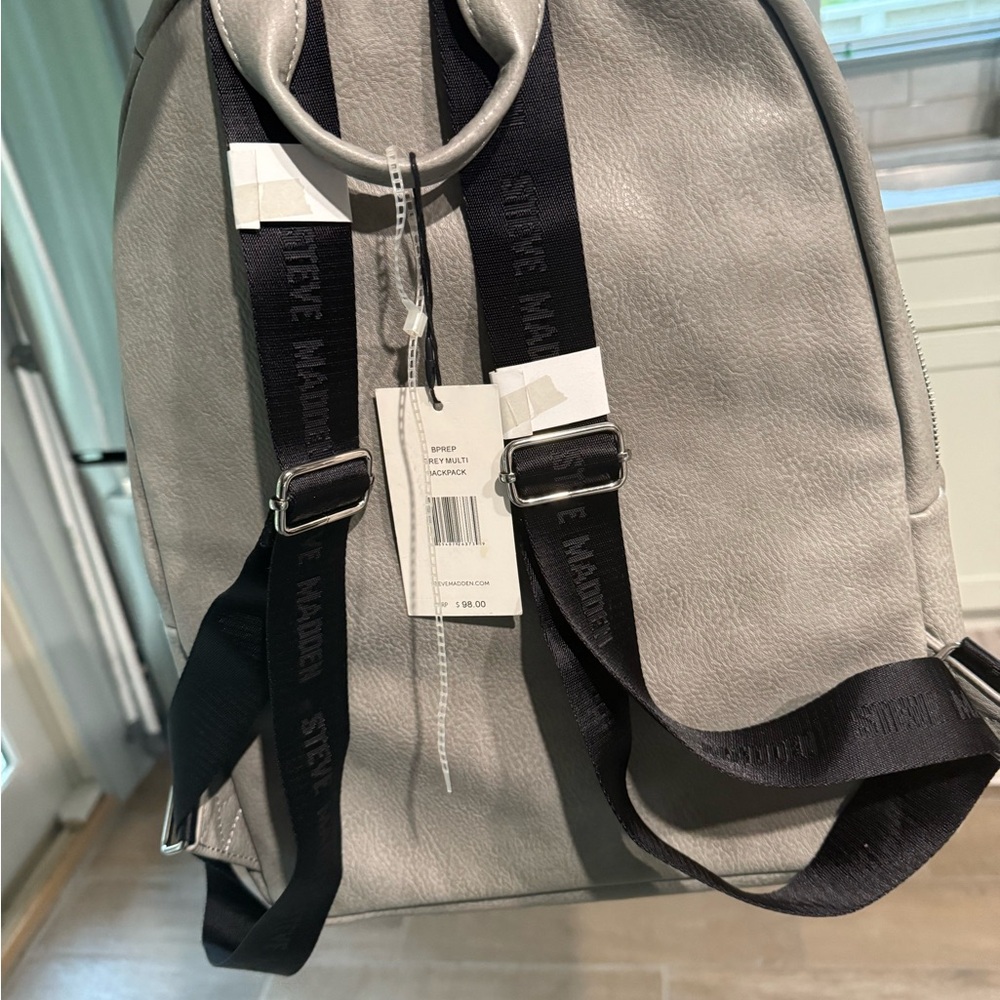 Steve Madden Light Gray Backpack - Picture 3 of 5
